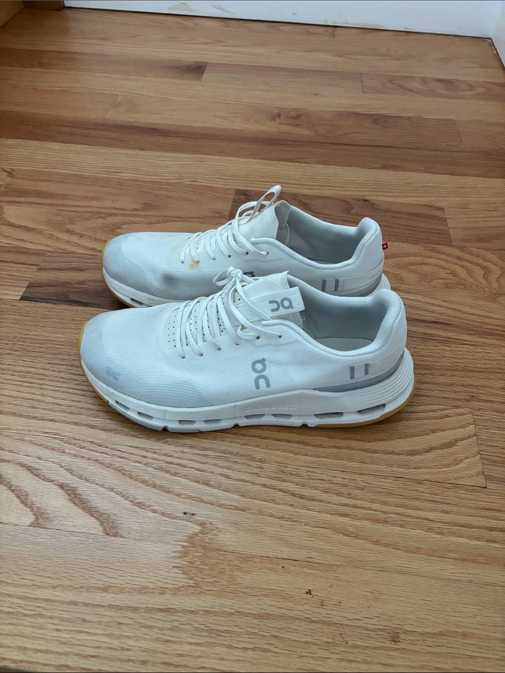 On cloud all white sneakers